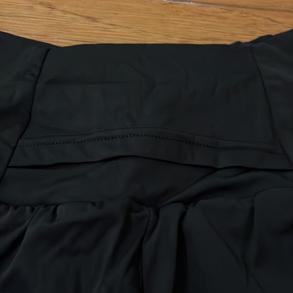 Black 2-layer athletic shorts - Picture 7 of 7